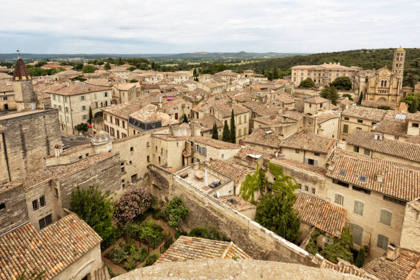 uzès 2